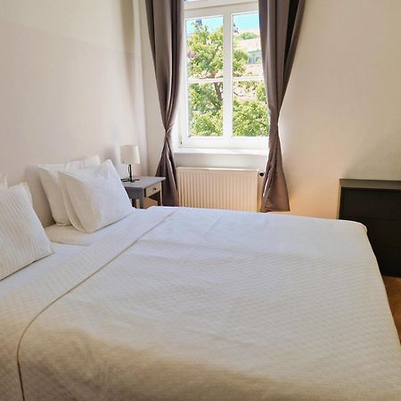 Halasz 2-Bedroom Apartment Near Castle, Free Public Parking Nearby Budapesta Exterior foto